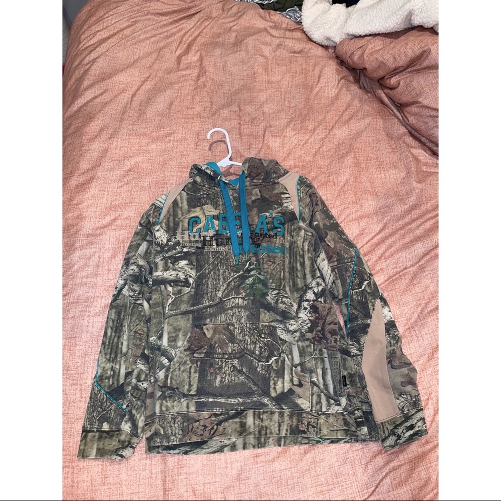 Cabelas Camo Sweatshirt